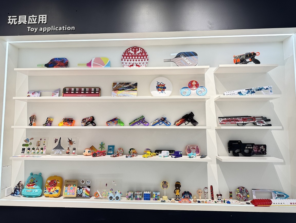 高落差UV打印機(jī)怎么選？玩具高噴UV打印機(jī)的優(yōu)勢(shì)